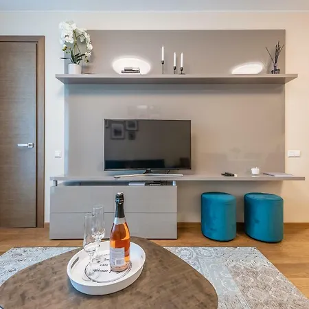 Simpsono Apartamentai Nr.1 Apartament Połąga