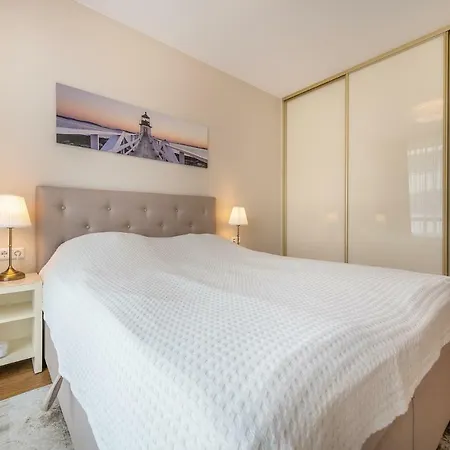 דירה Simpsono Apartamentai Nr.1 פלאנגה