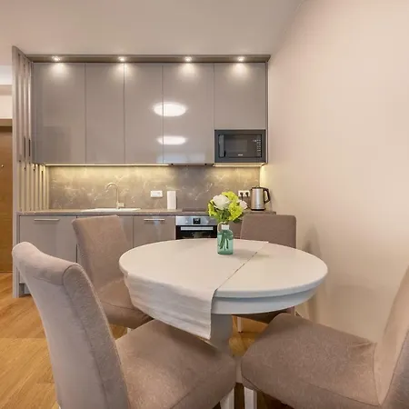 Simpsono Apartamentai Nr.1 Lejlighed *